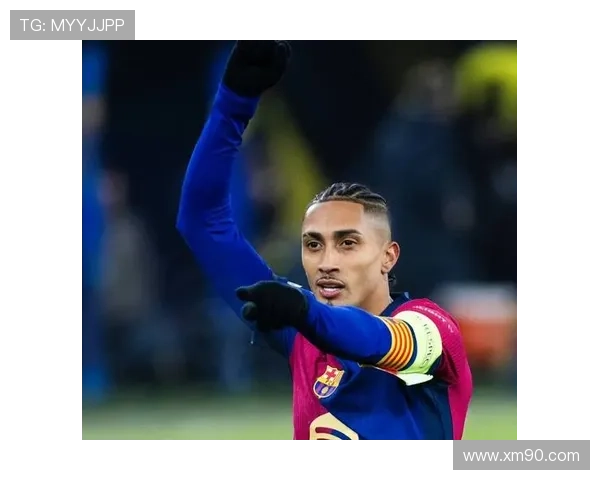 拉菲尼亚成弗里克战术核心,近期表现稳健 拉菲尼亚成弗里克战术核心,近期表现稳健