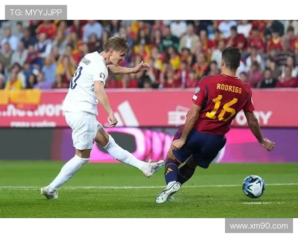 罗德里防守型中场的上限解析